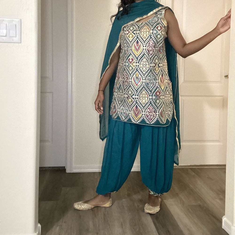 Indian patiyala